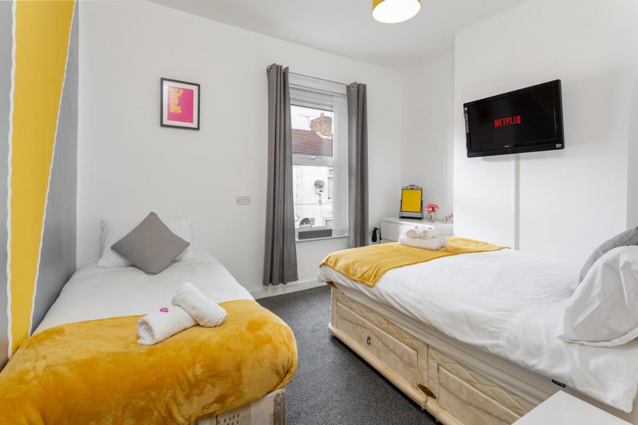 Comfortable Liverpool Townhouse - Free Parking Экстерьер фото