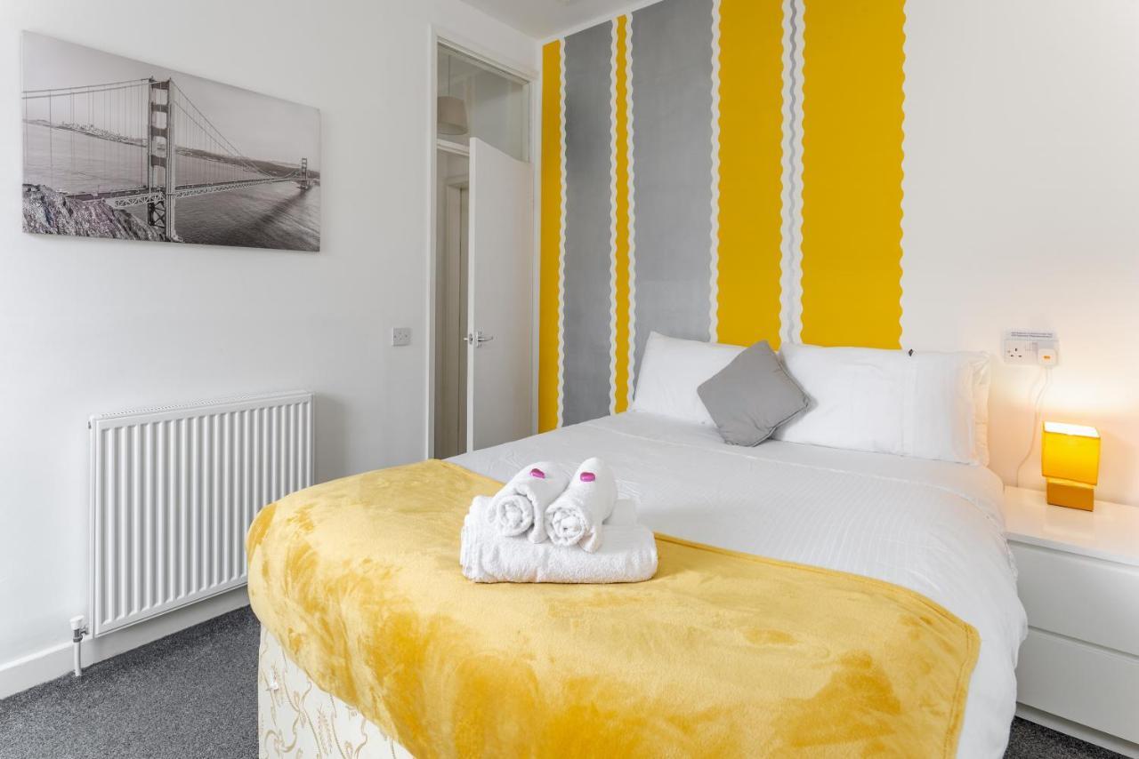 Comfortable Liverpool Townhouse - Free Parking Экстерьер фото