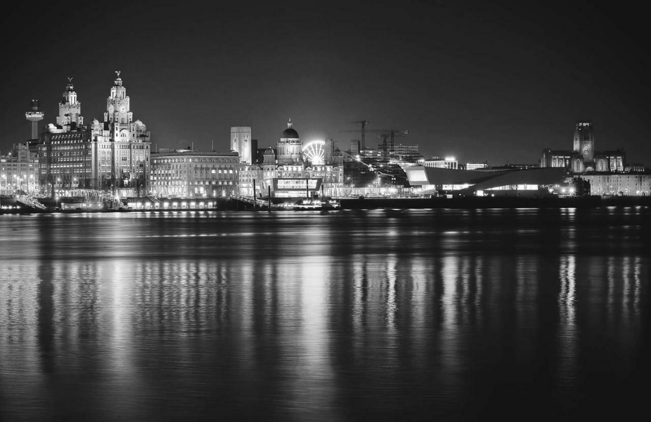 Comfortable Liverpool Townhouse - Free Parking Экстерьер фото